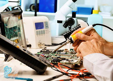 electronics repairman تعمیرکار الکترونیک